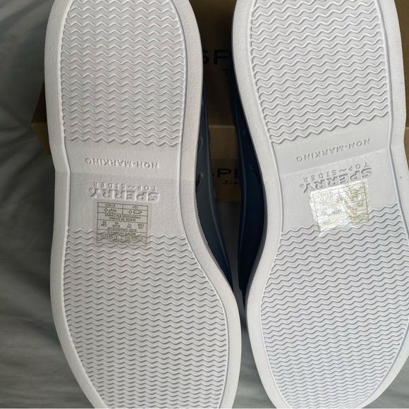 NWT Sperry A/O Float Gray Boat Shoes Size 12 MLightweight Slip-on Vent… - Picture 12 of 14